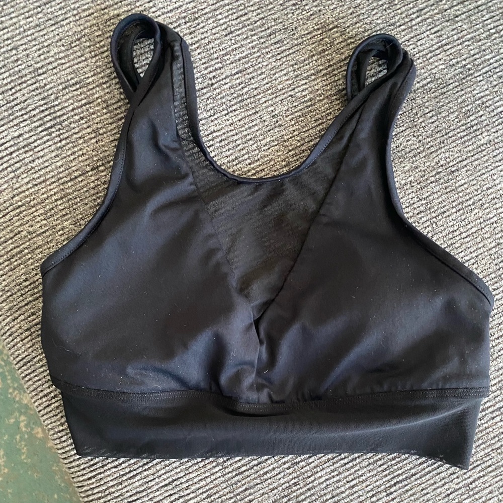 Alo black jubilee sports bra with sheer mesh cutout size S